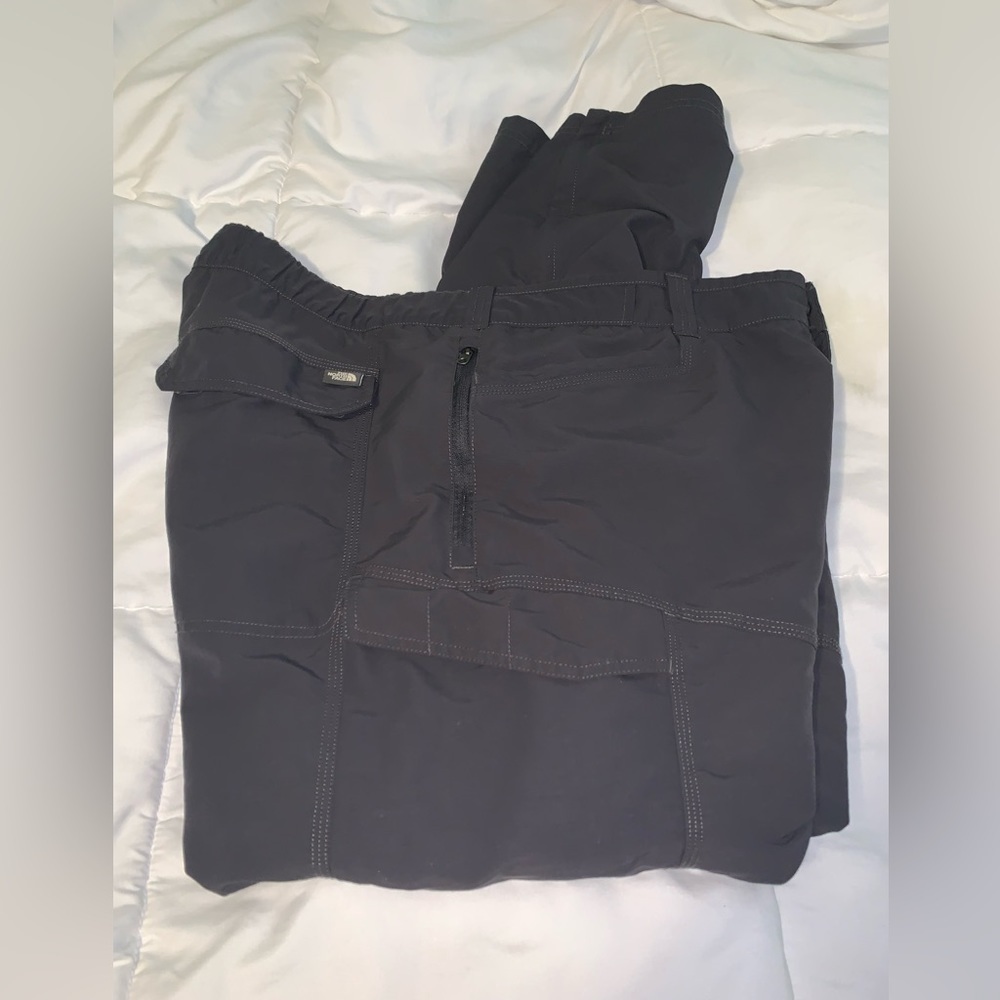 The North Face men’s convertible pants— XL - Picture 8 of 16